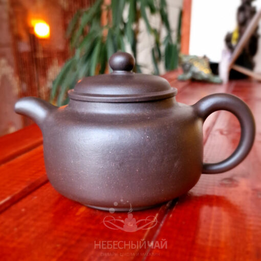Чайник из исинской глины "Чёрная скала"